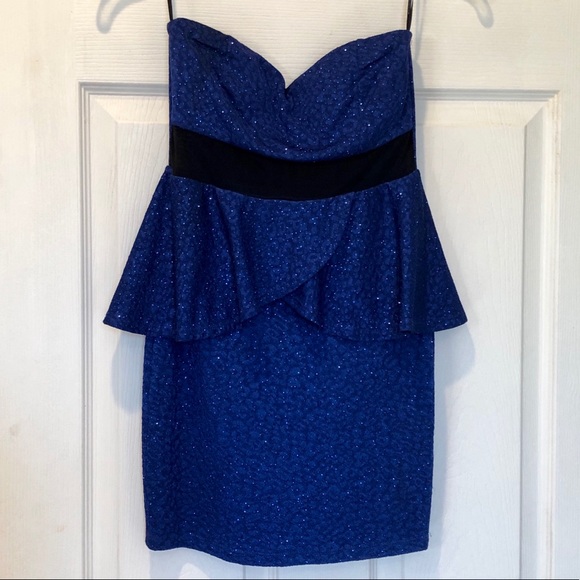 4/$25 💸STRAPLESS BLUE GLITTER PEPLUM MINI DRESS - Picture 2 of 5